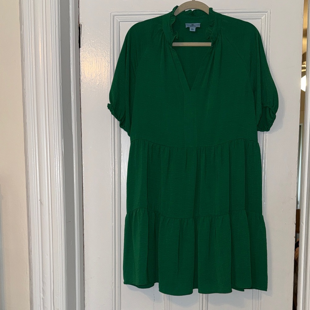 CeCe Bright Green V-Neck Tiered Dress
